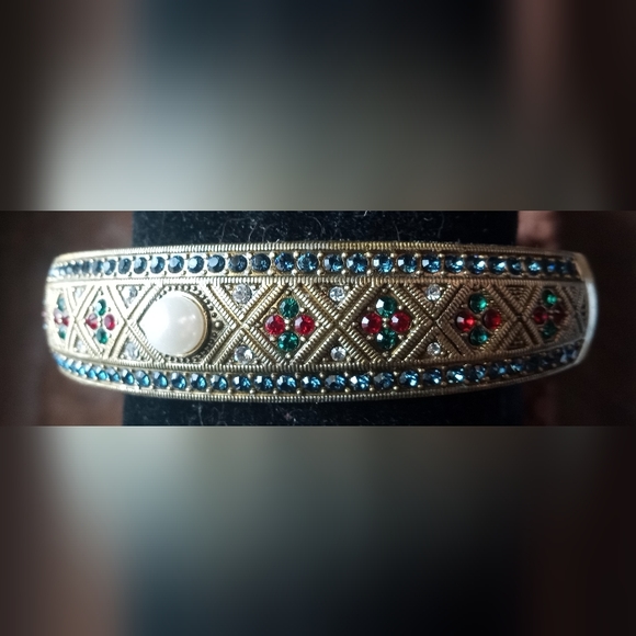 HEIDI DAUS  Faux Pearl, Blue, Garnet, Green Rhinestone Bangle Hinged Bracelet - Picture 6 of 12